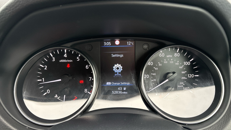 Nissan Qashqai 1.3 DiG-T Acenta Premium 5dr Petrol Hatchback